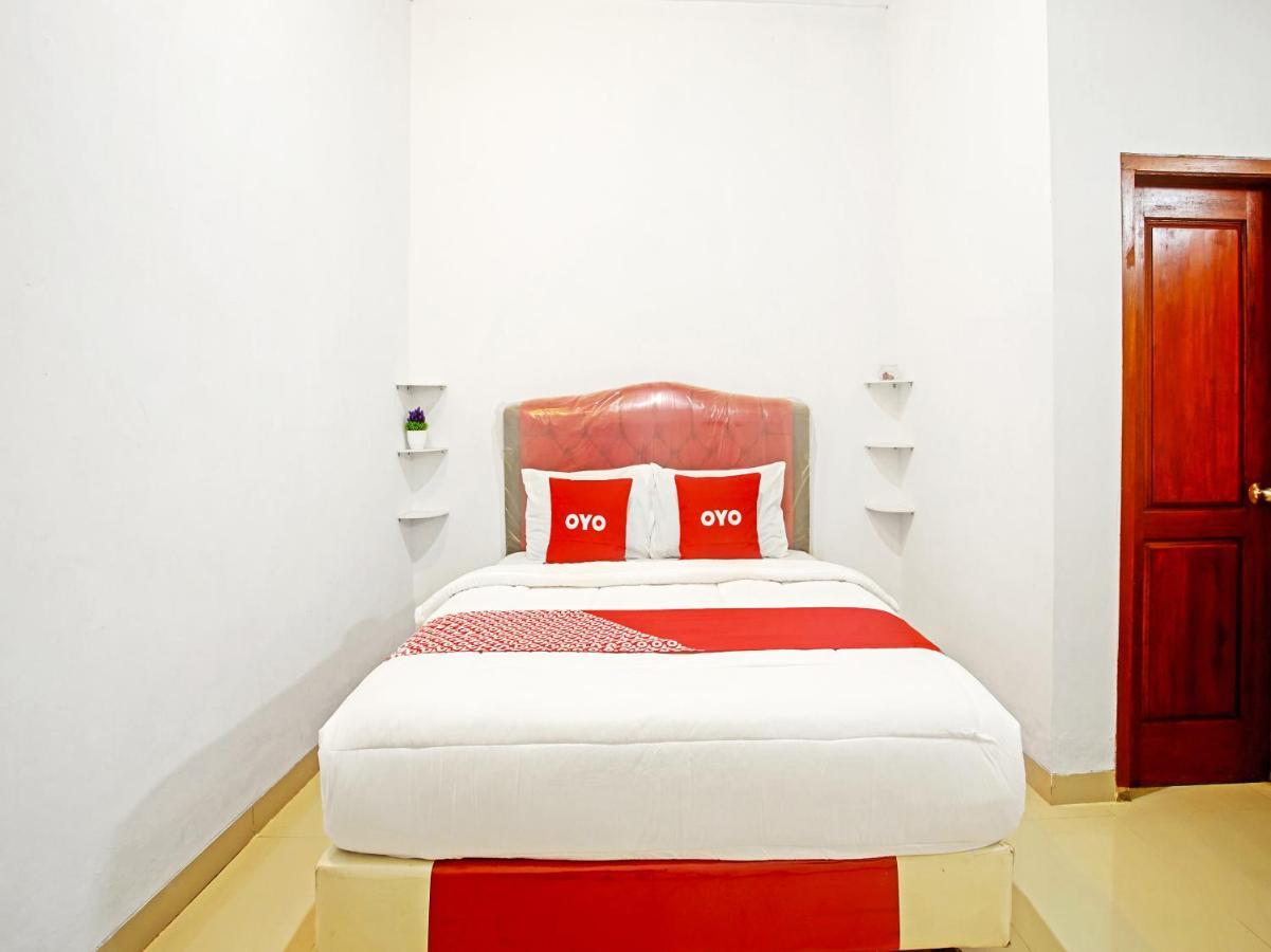 Oyo Life 90587 Domen Homestay Syariah Krui Bagian luar foto